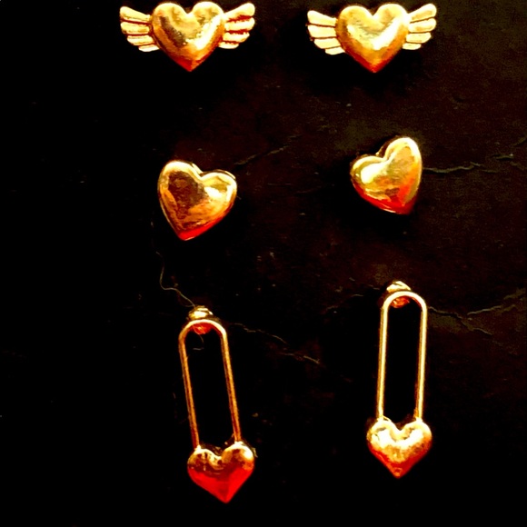 3 Gold Tone Small Heart Stud Earrings - Picture 1 of 1